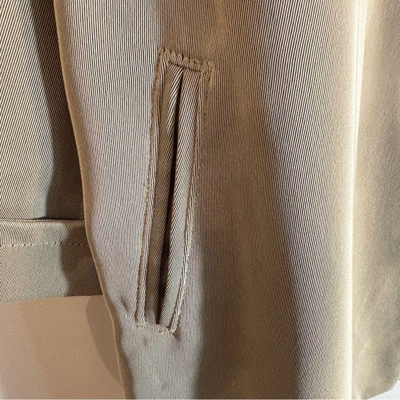 UTEX LIMITED EDITION Sz 12 Trench Coat Turned Collar Shoulder Pads Back Slit - Picture 5 of 12